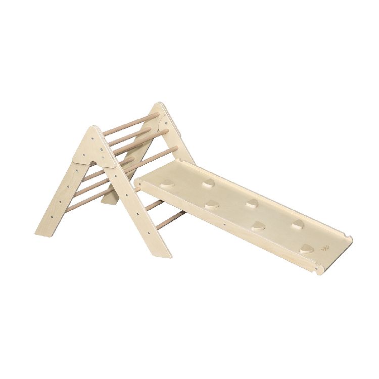 Klimrek Tryco, Wooden climbing triangle with slide